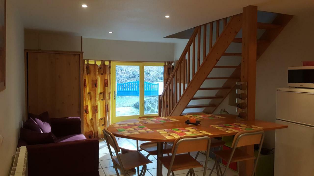 Magnifique maison/appartement au coeur des Volcans Ceyssat Extérieur photo